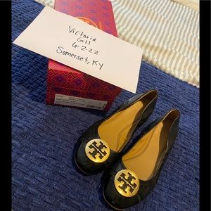Size 8 Minnie Patent Cap- toe ballet flat EUC